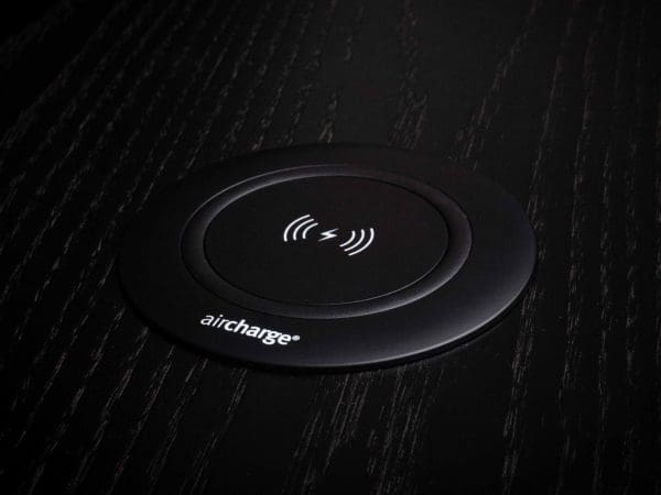 Air Charger - Black Nylon Surface Charger